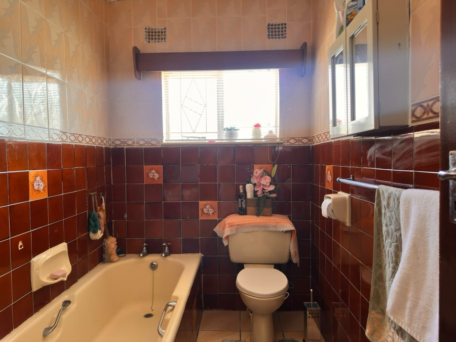 4 Bedroom Property for Sale in West Bank Eastern Cape